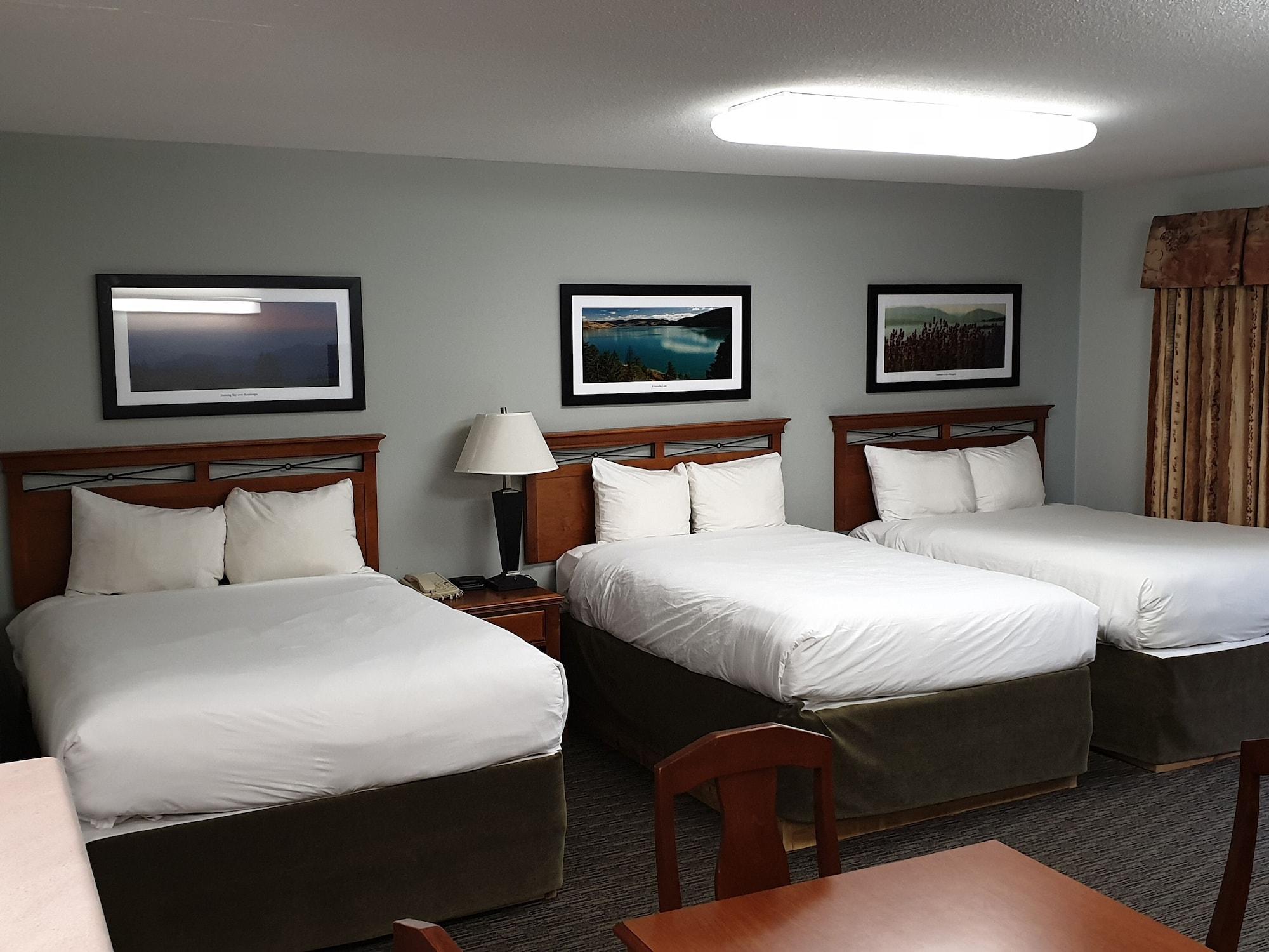 Riverland Inn & Suites Kamloops Exterior photo